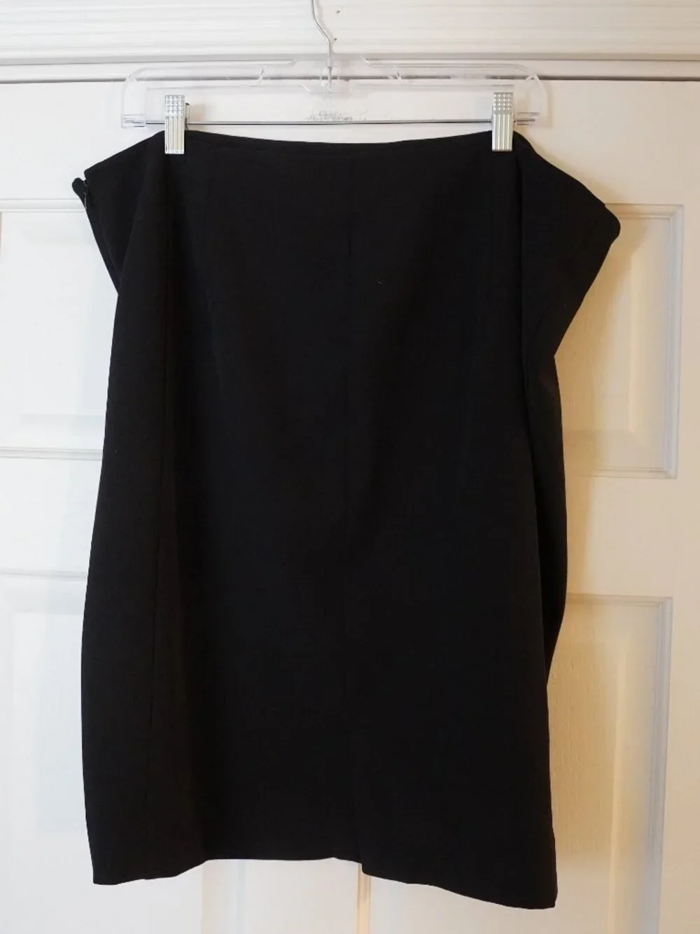 M.M.LaFleur Black Pencil Skirt Size +2 Classic Career Skirt - Picture 2 of 4